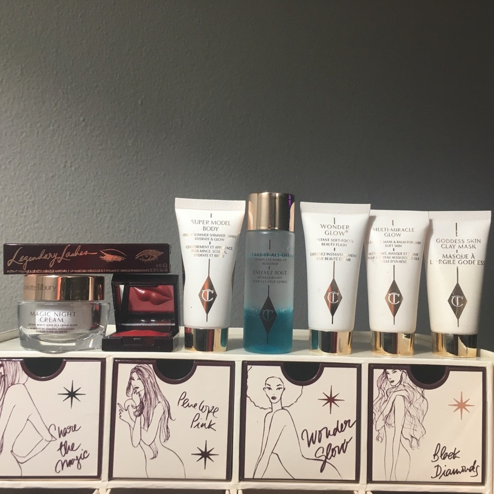 Charlotte Tilbury - Charlotte’s World Of Legendary Parties advent (8 items)